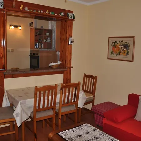 Apartman Karla *